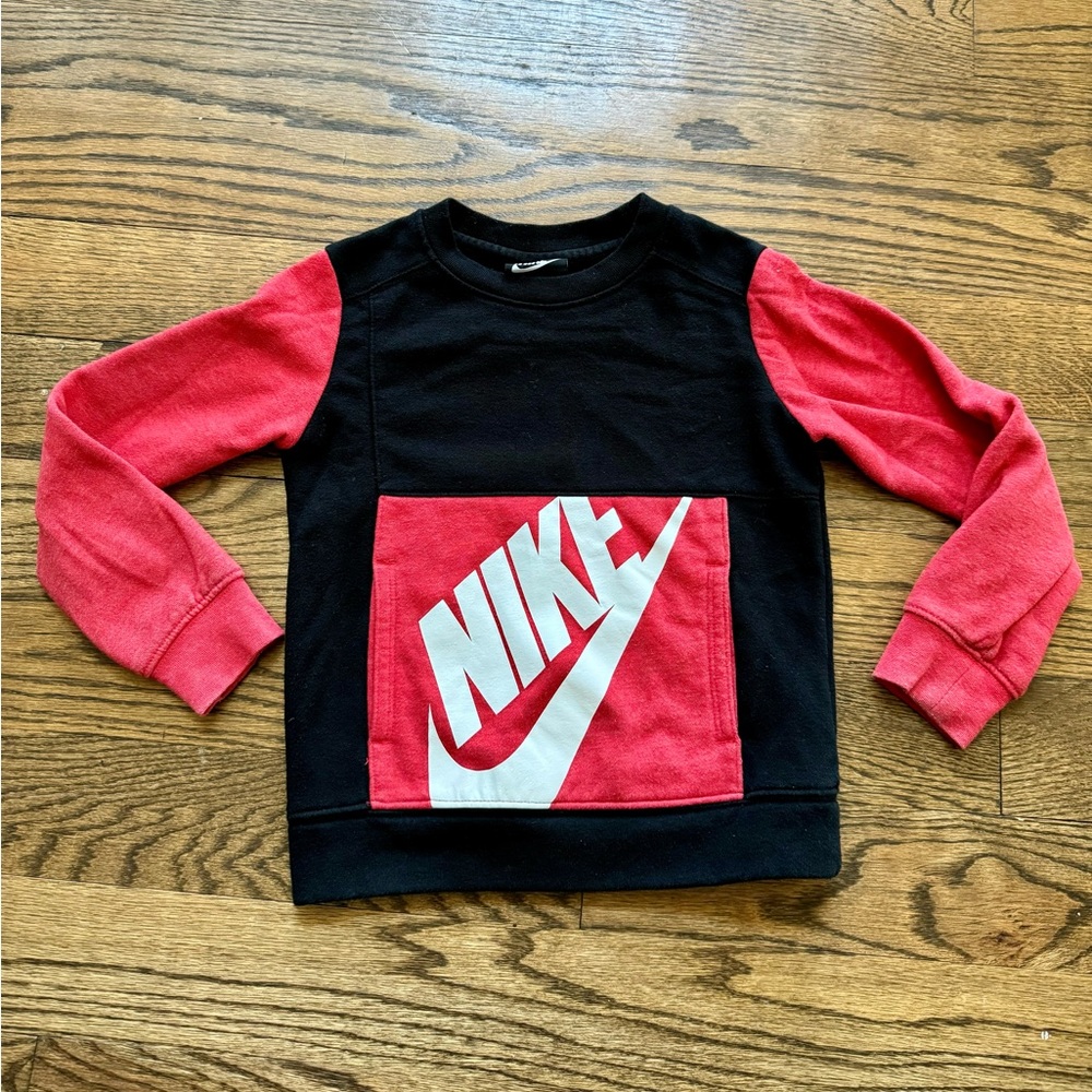 Nike red/black color block sweatshirt with front pouch, size 5 - Picture 2 of 3